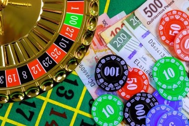 reyna mobile app interface showing football and casino game categories